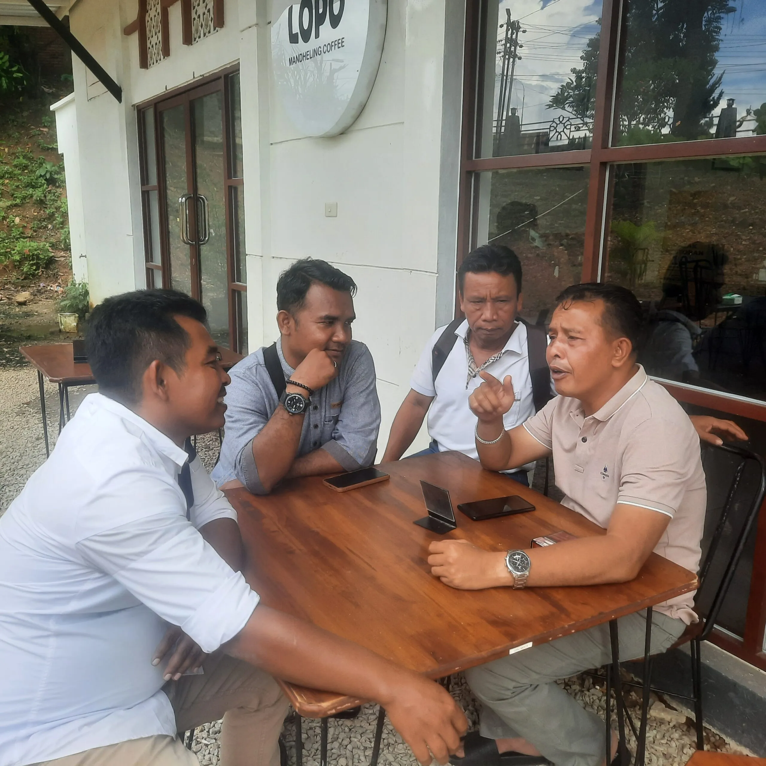 Mencari Figur Anggota dan  Ketua DPRD Mandailing Natal