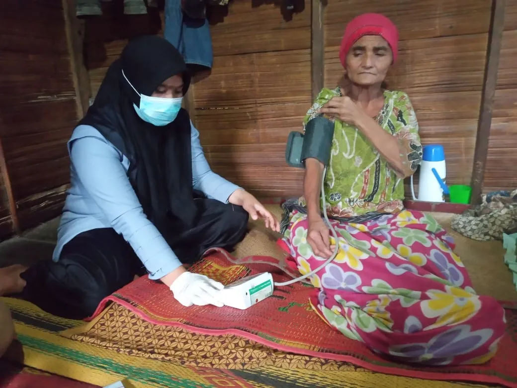 Dinkes Madina Tangani Nenek Penderita Penyakit Aneh