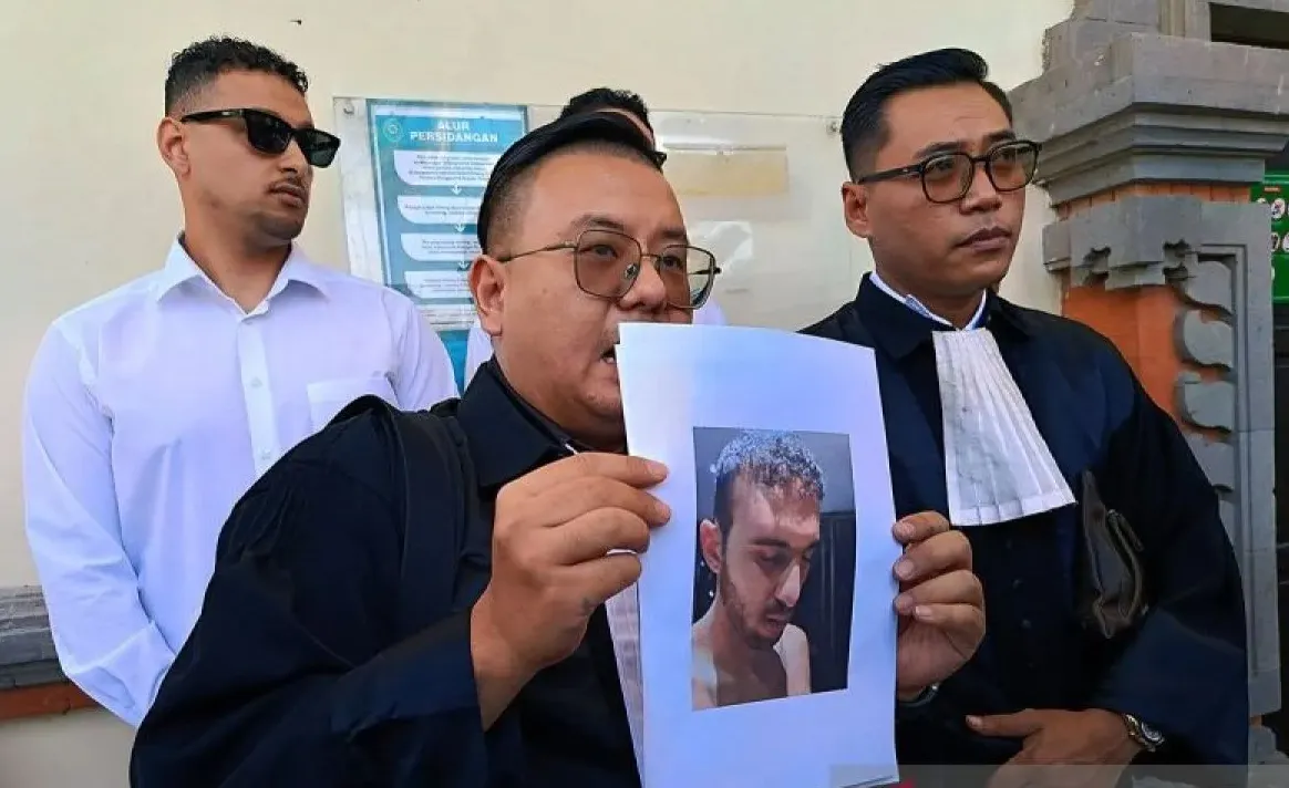 Dua WNA Penganiaya Pecalang Tiga Bulan Penjara
