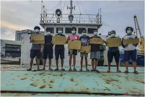 Delapan Awak Kapal Terdampar Di Taiwan Dipulangkan Ke Indonesia