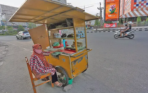 PPKM Darurat Tekan Pertumbuhan Ekonomi