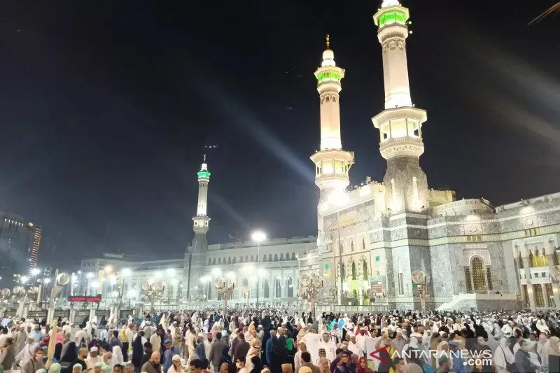 Bus Jamaah Umrah Kecelakaan, KJRI Cek Kemungkinan WNI Jadi Korban