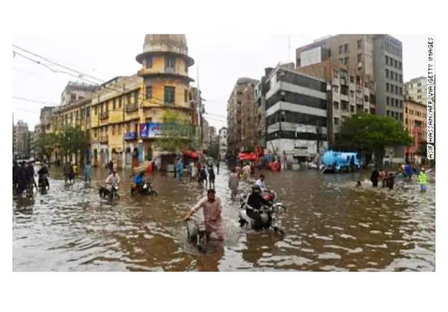 Banjir Terjang Pakistan, 903 Tewas, 326 Termasuk Anak - anak