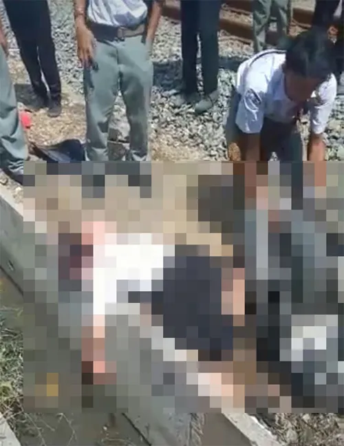 Dua Pelajar Tewas Di Hantam Si Ular Besi