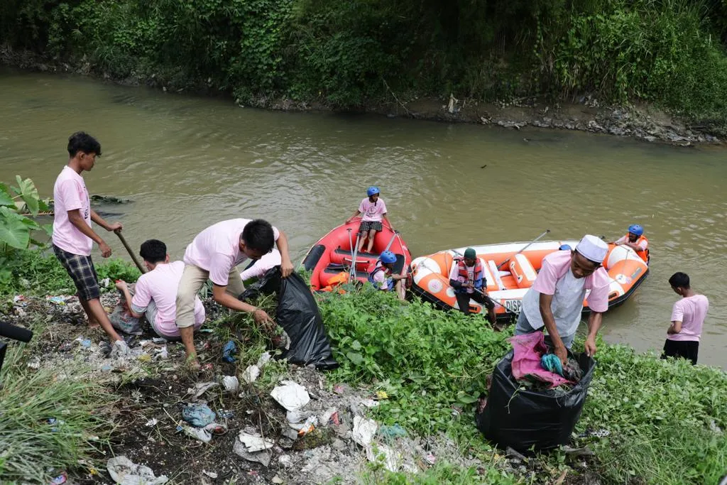 Sumut Go Green Jadi Cara Srikandi Ganjar Bersama Mahasiswa Kota Medan Maknai Hari Bumi
