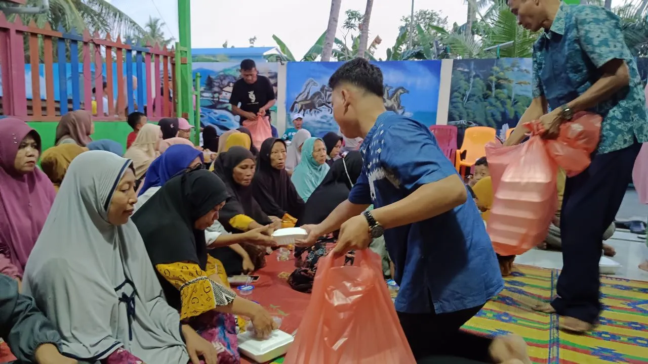 TGS Ganjar Adakan Safari dan Berbagi Takjil di Majelis Taklim Al-Hidayah