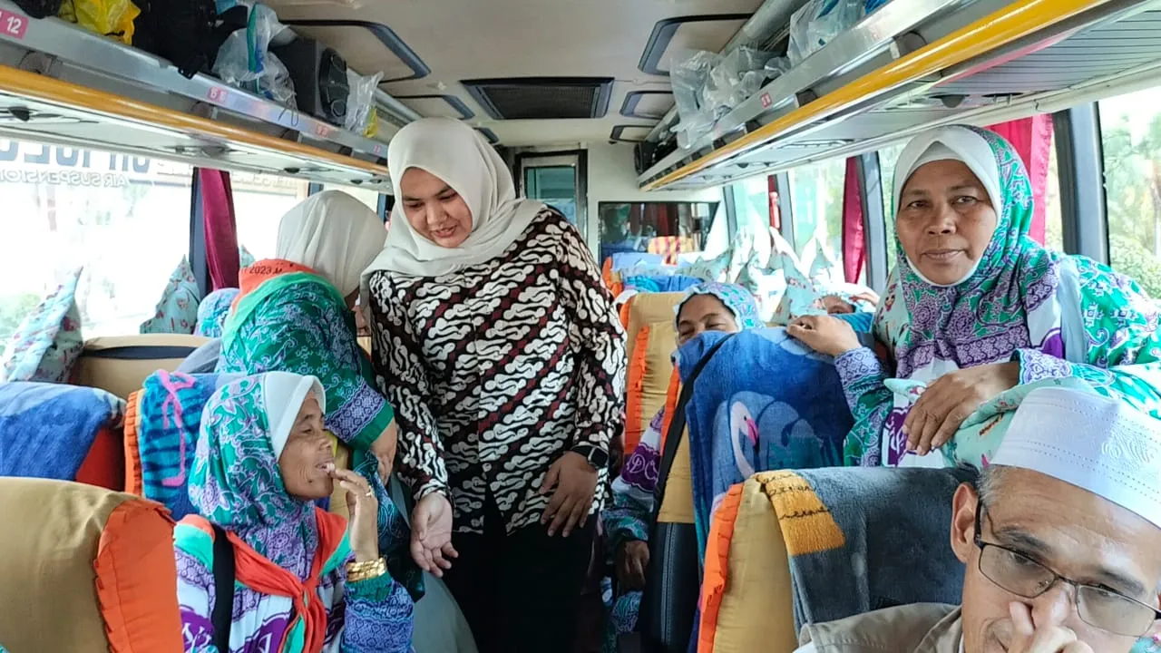 Atika Antarkan 151 Jemaah Haji Sampai Ke Madina