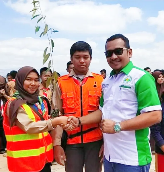 Walantara Prihatin Korban 'Gas Beracun'