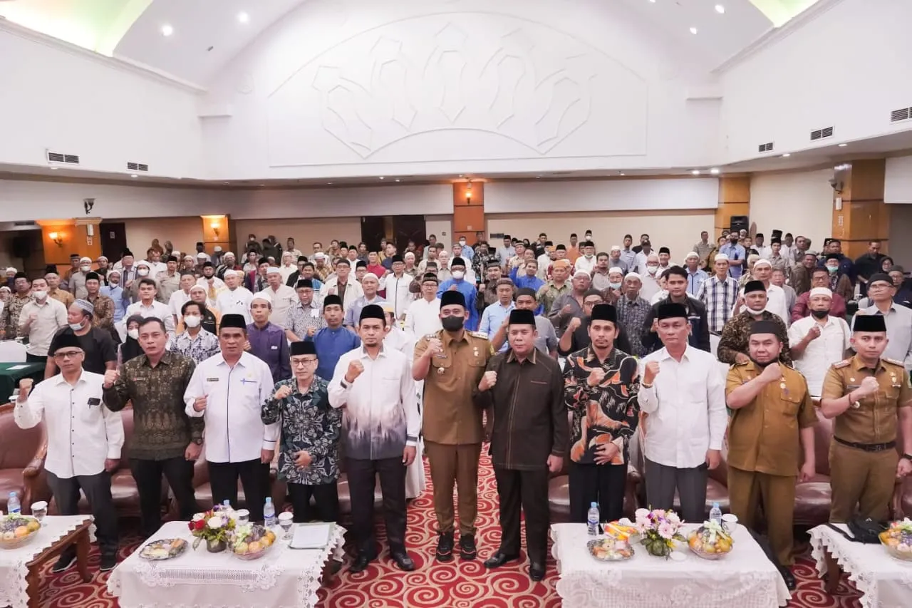 Bobby Ingin Lebih Dahulu Dibangun Jaringan Masjid Mandiri