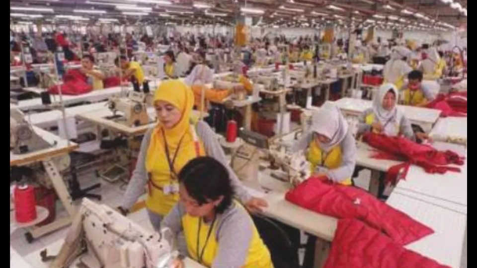 PHK Industri Tekstil Dan Sepatu Imbas Resesi Global
