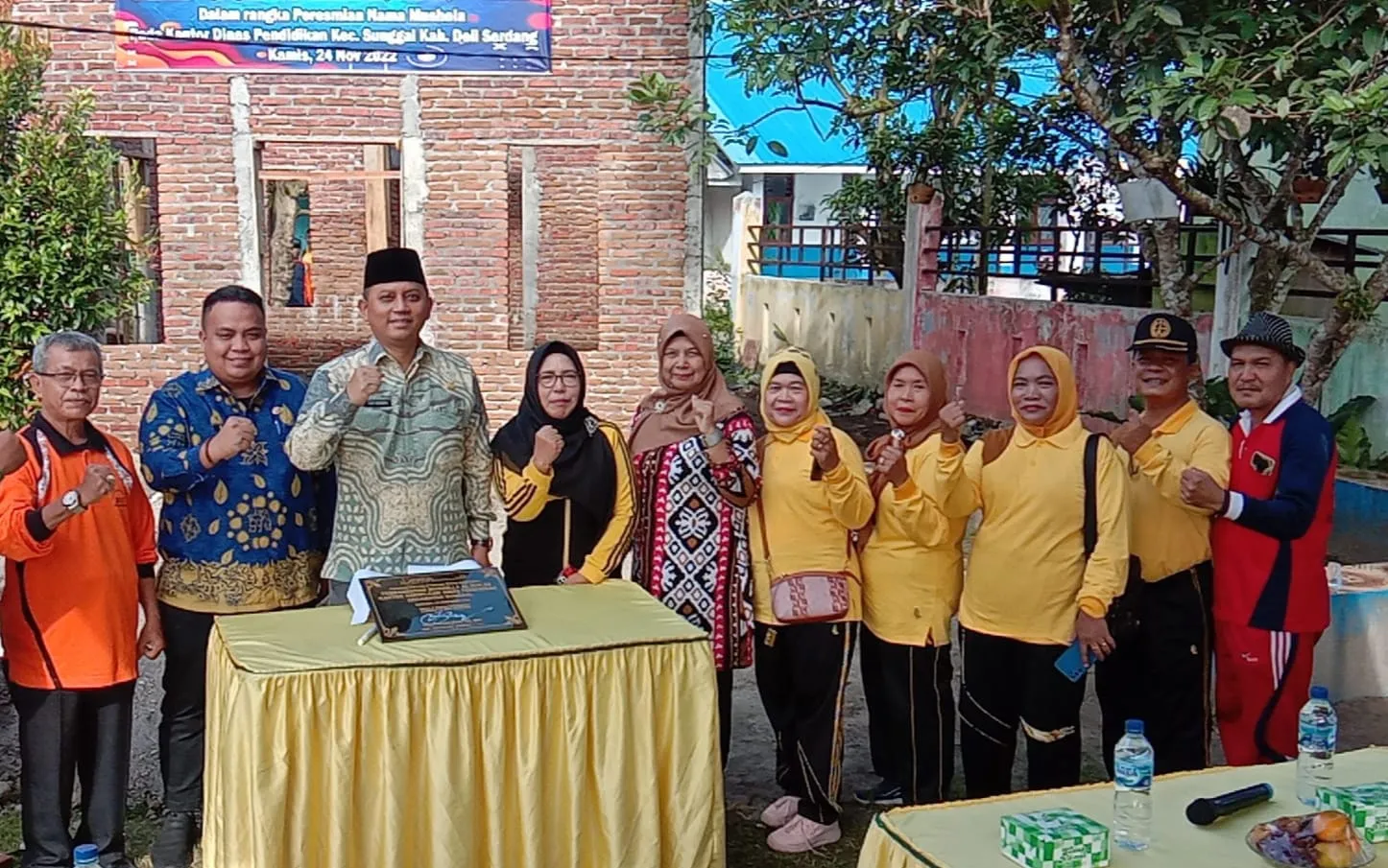 Kadis Pendidikan Deli Serdang Resmikan Pembangunan Mushola