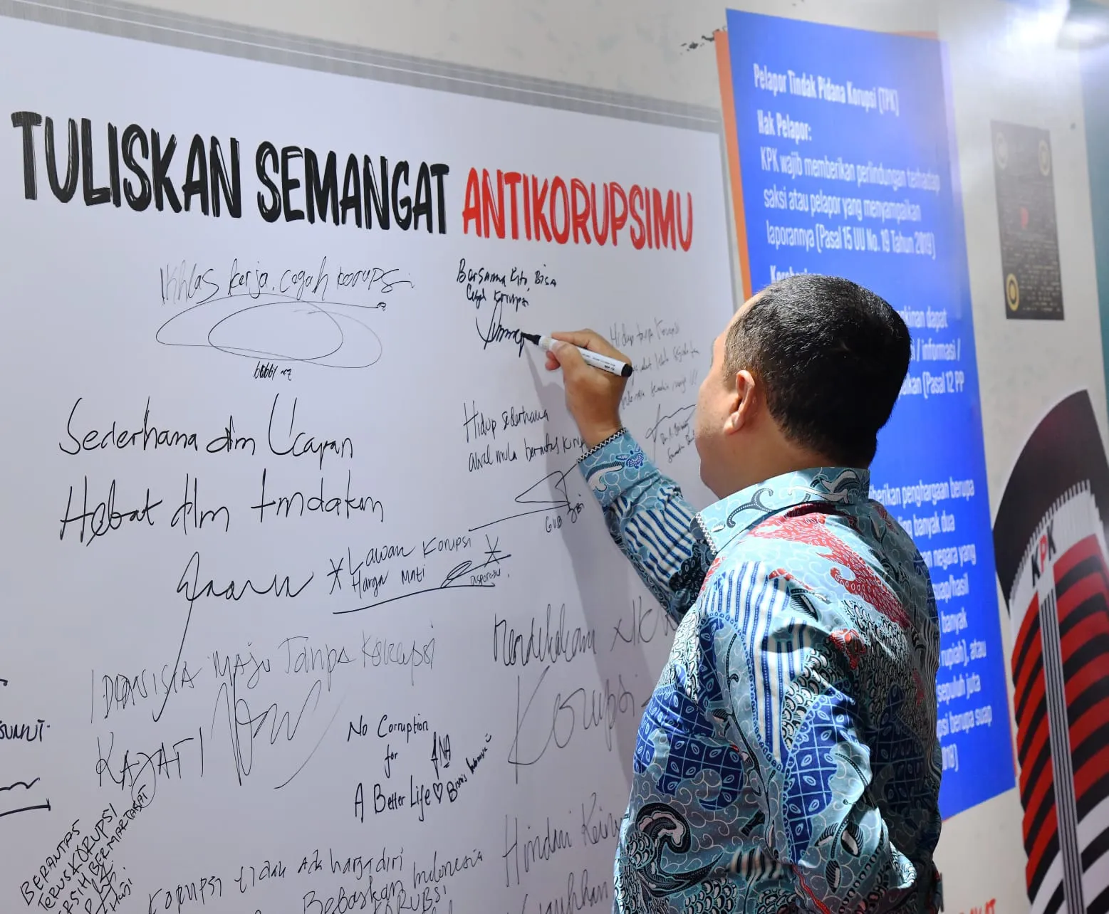 Bupati Batu Bara Tandatangani Petisi Stop Dan Cegah Korupsi