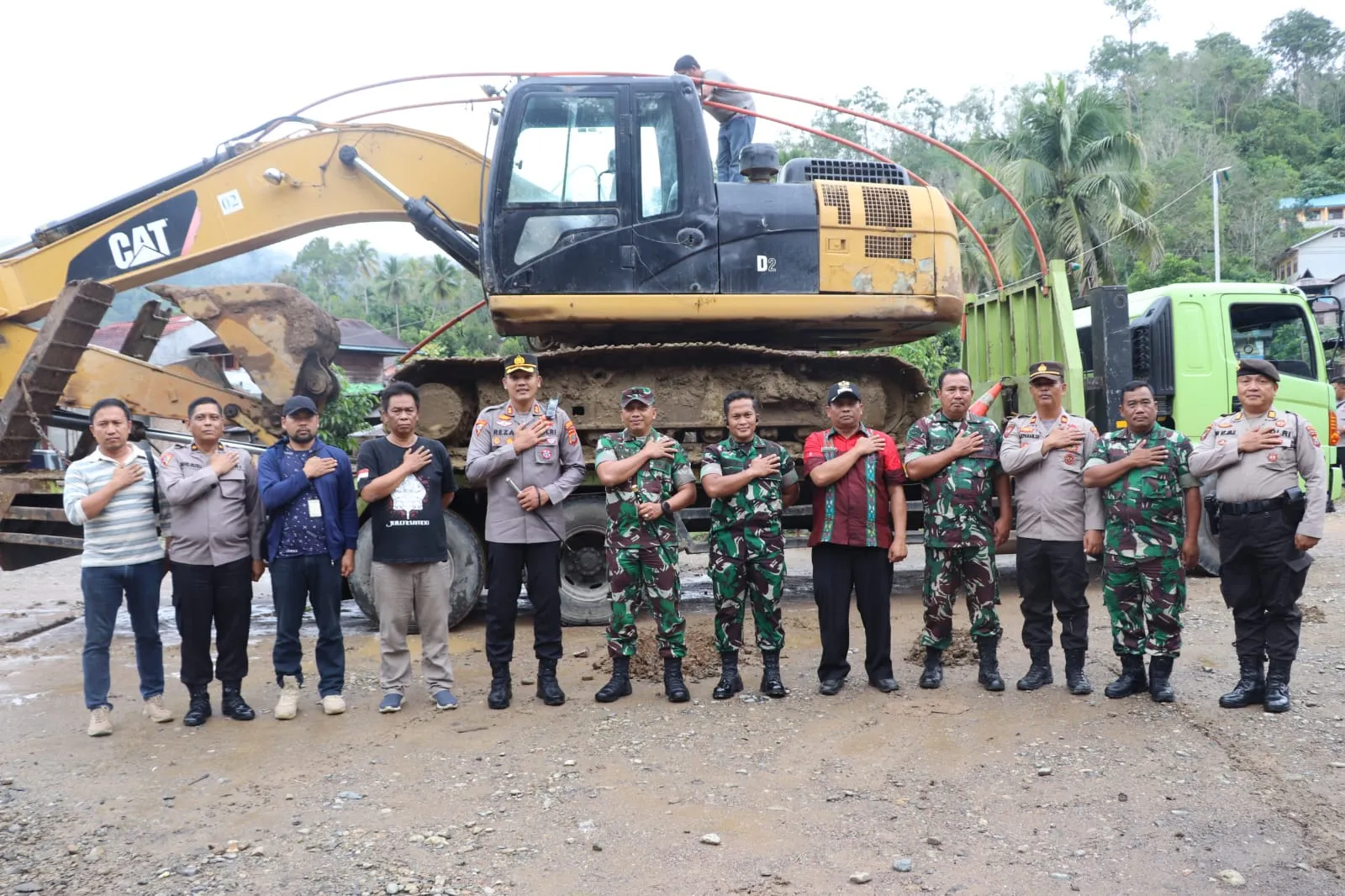 Kapolres Madina-Dandim 0212/TS Amankan Barbut Tambang Ilegal