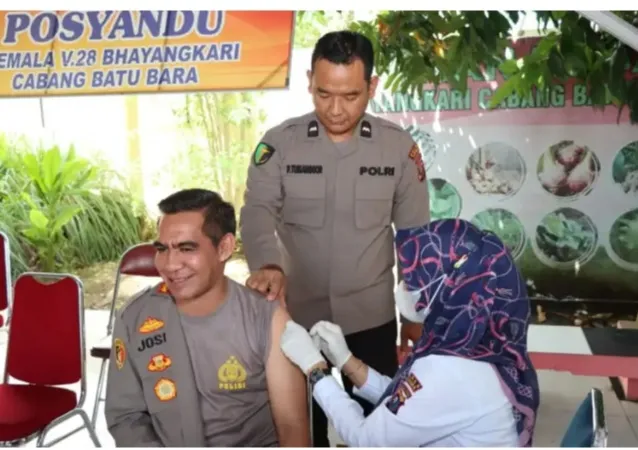 Kapolres Batu Bara Dan PJU Vaksinasi Ke 4 Boster 2