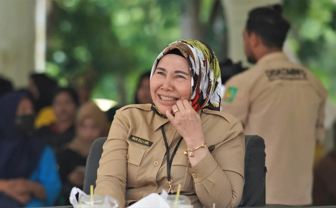 Bukitlawang Dan Tangkahan