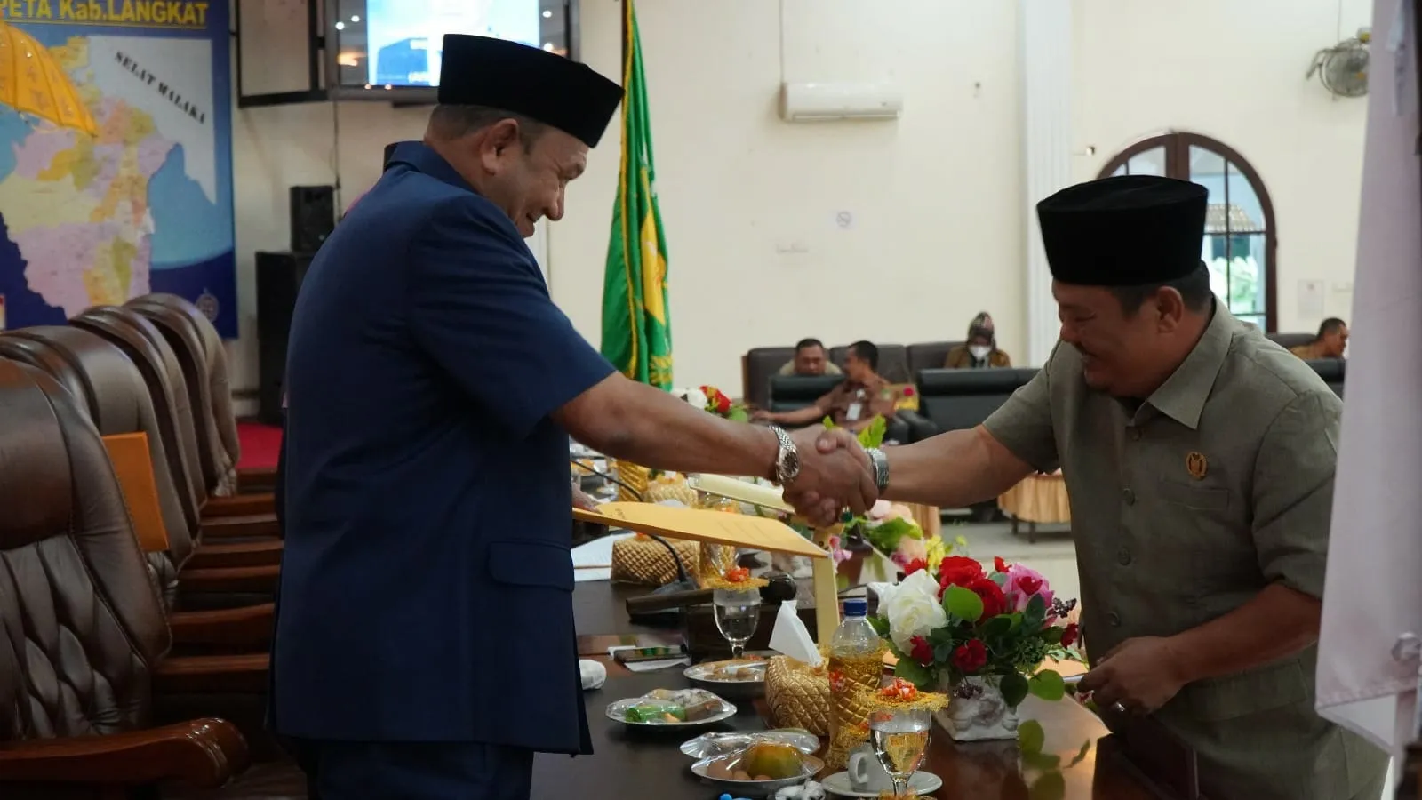 Syah Afandin  Hadiri Paripurna Hasil Reses DPRD Langkat