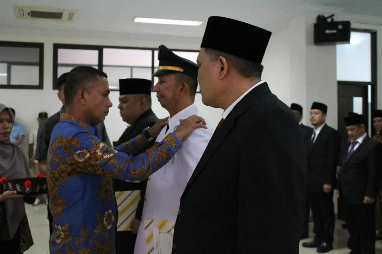 Bupati Paluta Lantik 48 Pejabat Eselon ll dan lll