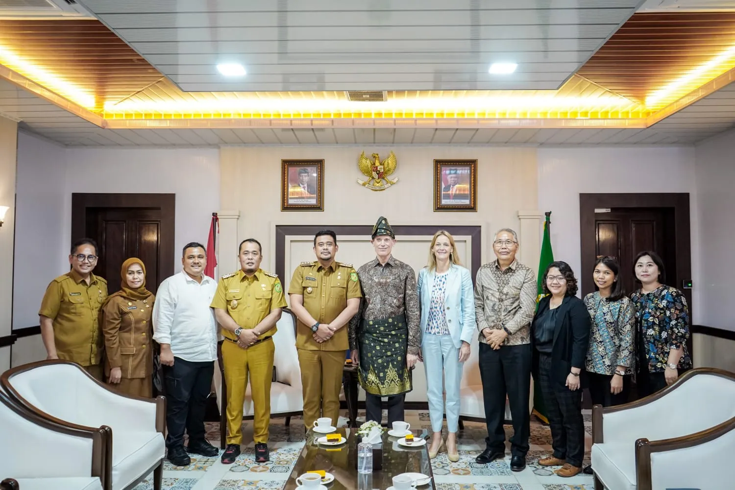Dubes Belanda Tawarkan Bobby Kerjasama Penanganan Sampah