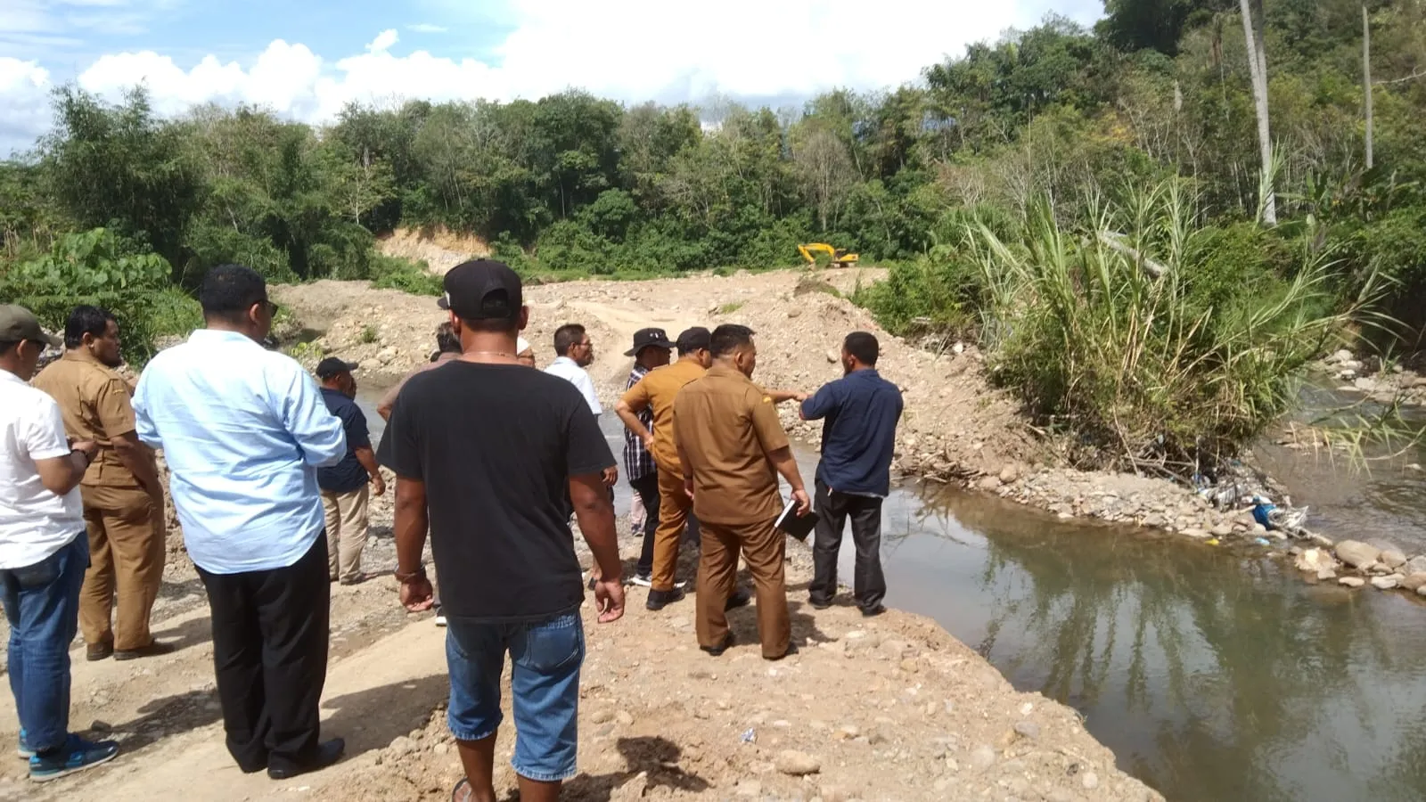 Tanggul Rusak, Anggota DPRD Madina Pergoki DAS Simalagi