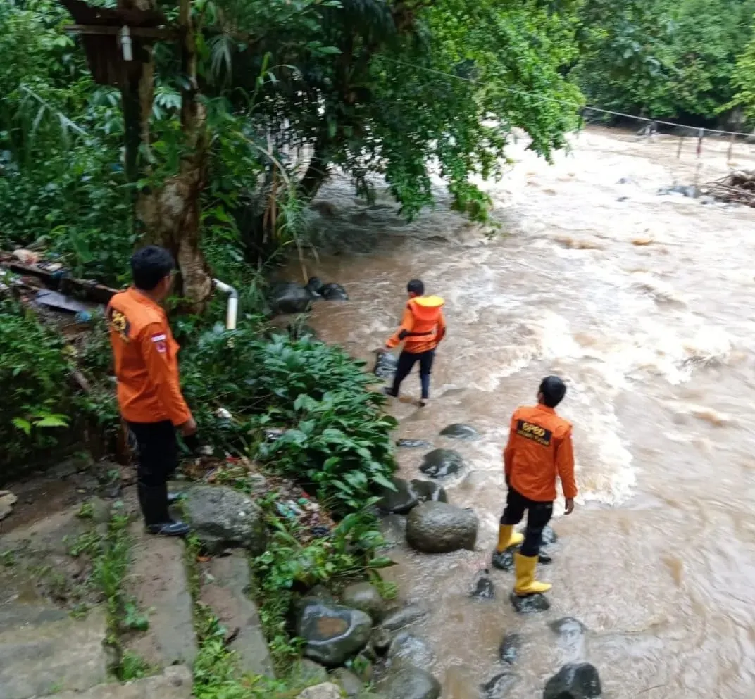 Bupati Tapsel Sampaikan Belasungkawa Atas Peristiwa Santri Hanyut di Sungai Parsariran