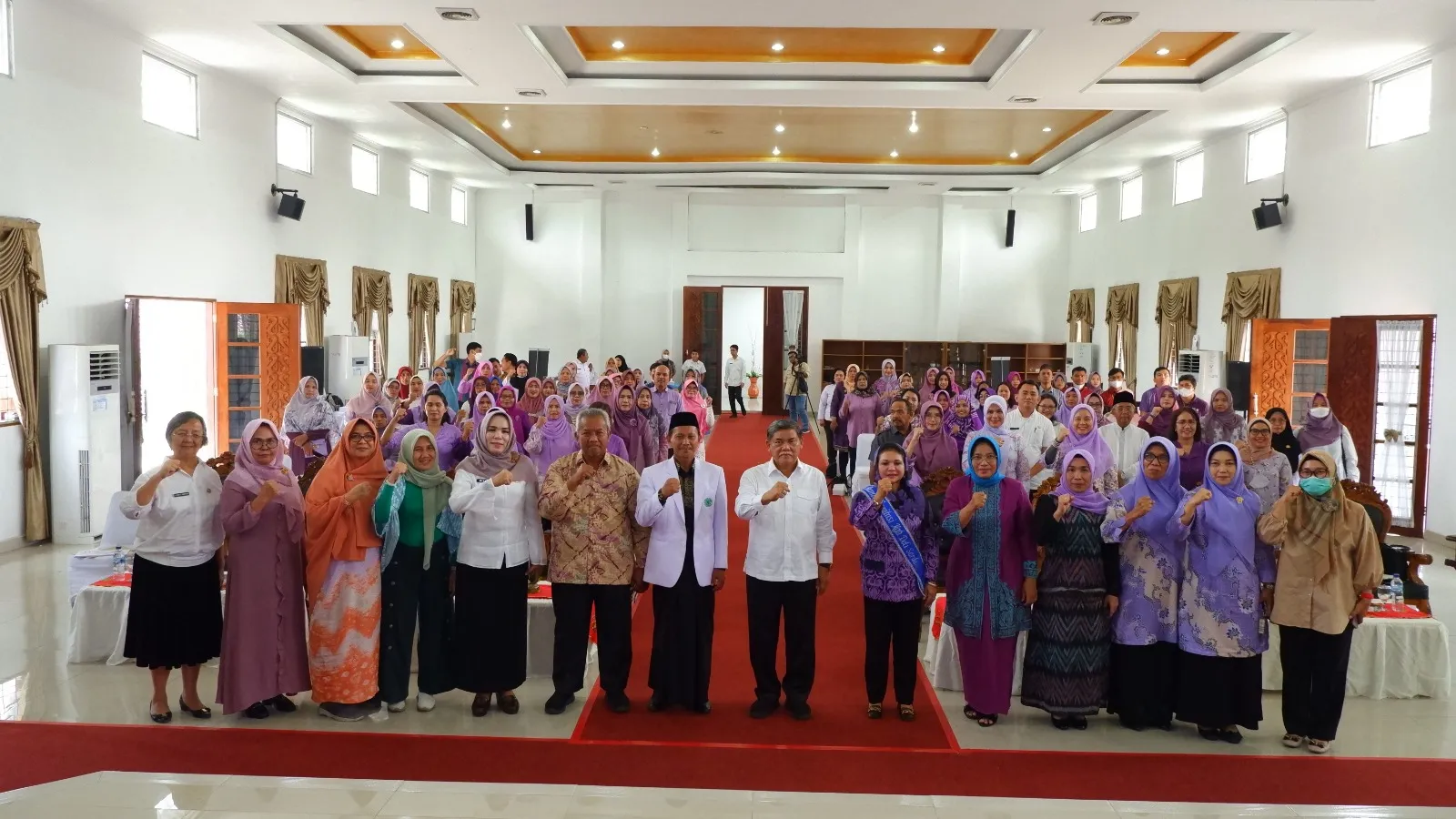 USAID IUWASH Rayakan Hari Perempuan Internasional