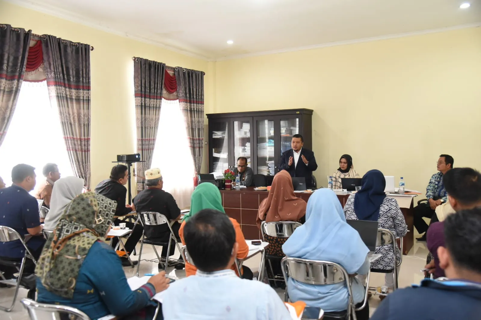 Bupati Tapsel Sampaikan RKPD 2024 Tingkatkan Bidang  Sosial Masyarakat