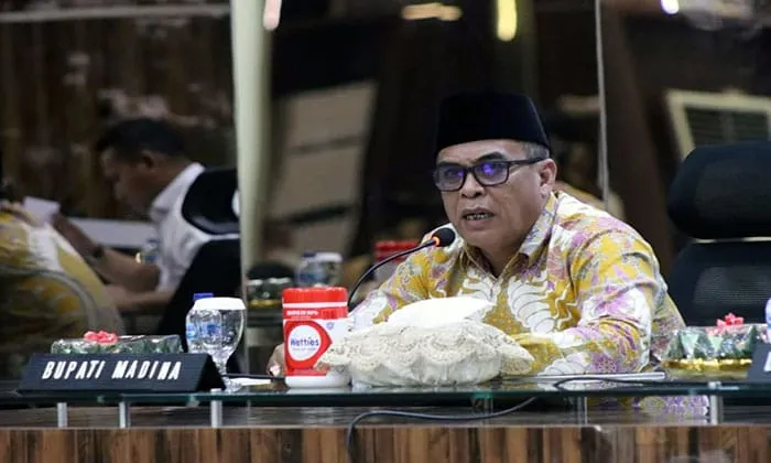 Bahas PT RPR, Bupati Madina Marahi Warga Singkuang 1