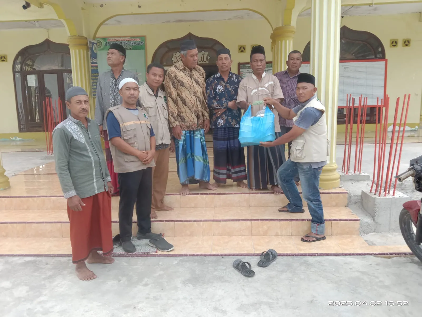 KSJ Batu Bara Berbagi Takjil