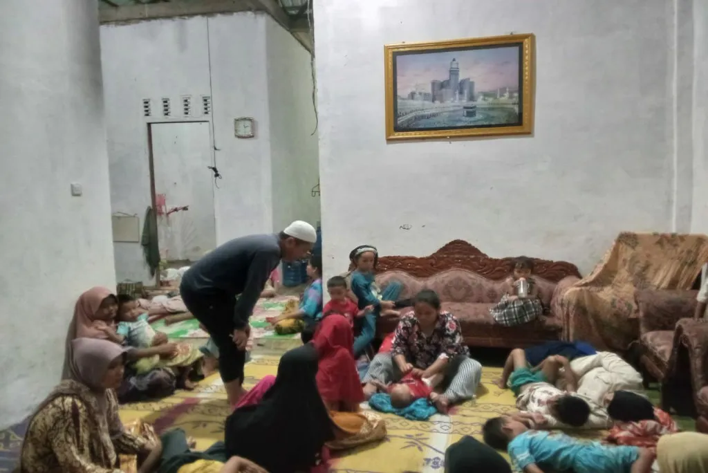 Gempa, Ratusan Warga  Tabuyung Mengungsi