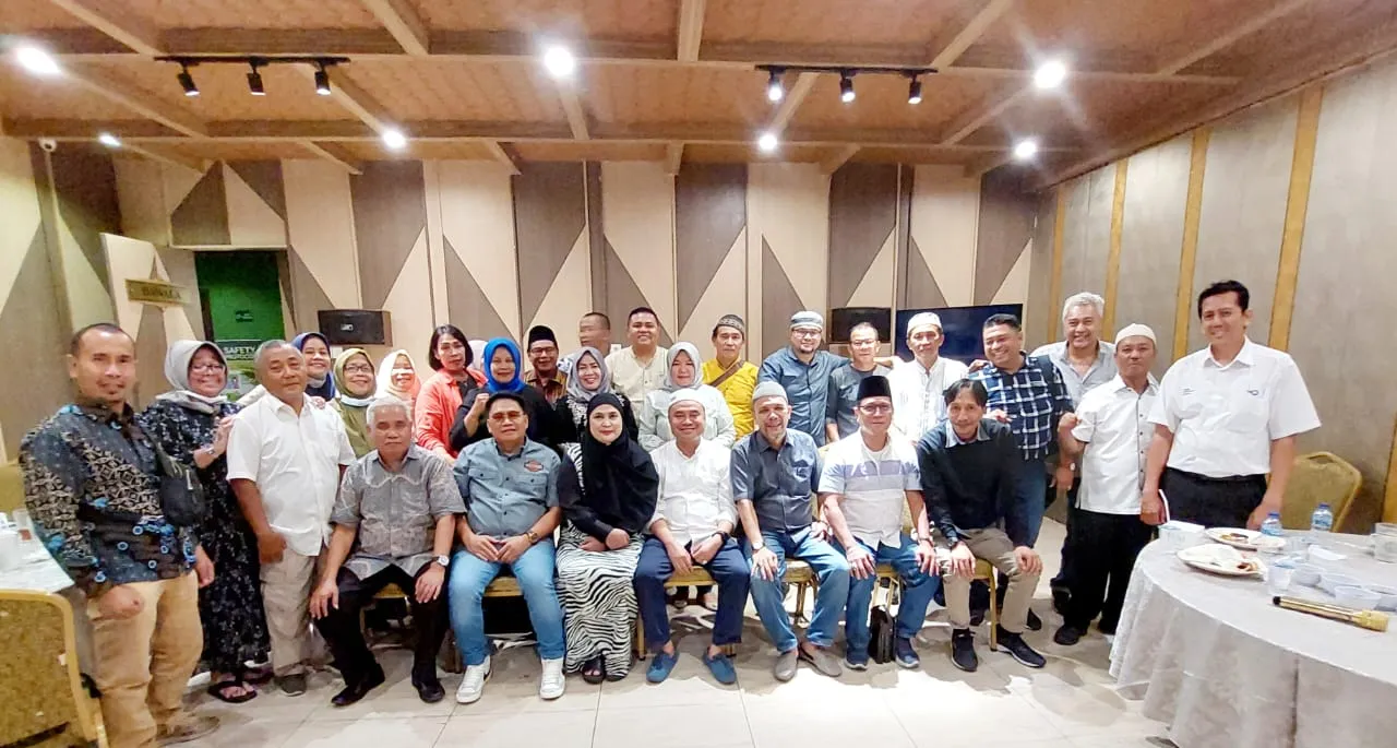 Ketua PWI Sumut Bukber Pengurus, Tingkatkan Silaturahmi