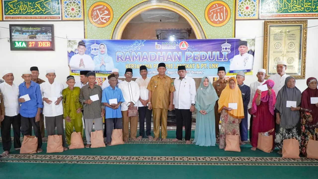 IPHI & PT LNK Berikan Bantuan  Kaum Dhuafa, Plt Bupati Langkat Berterimakasih 