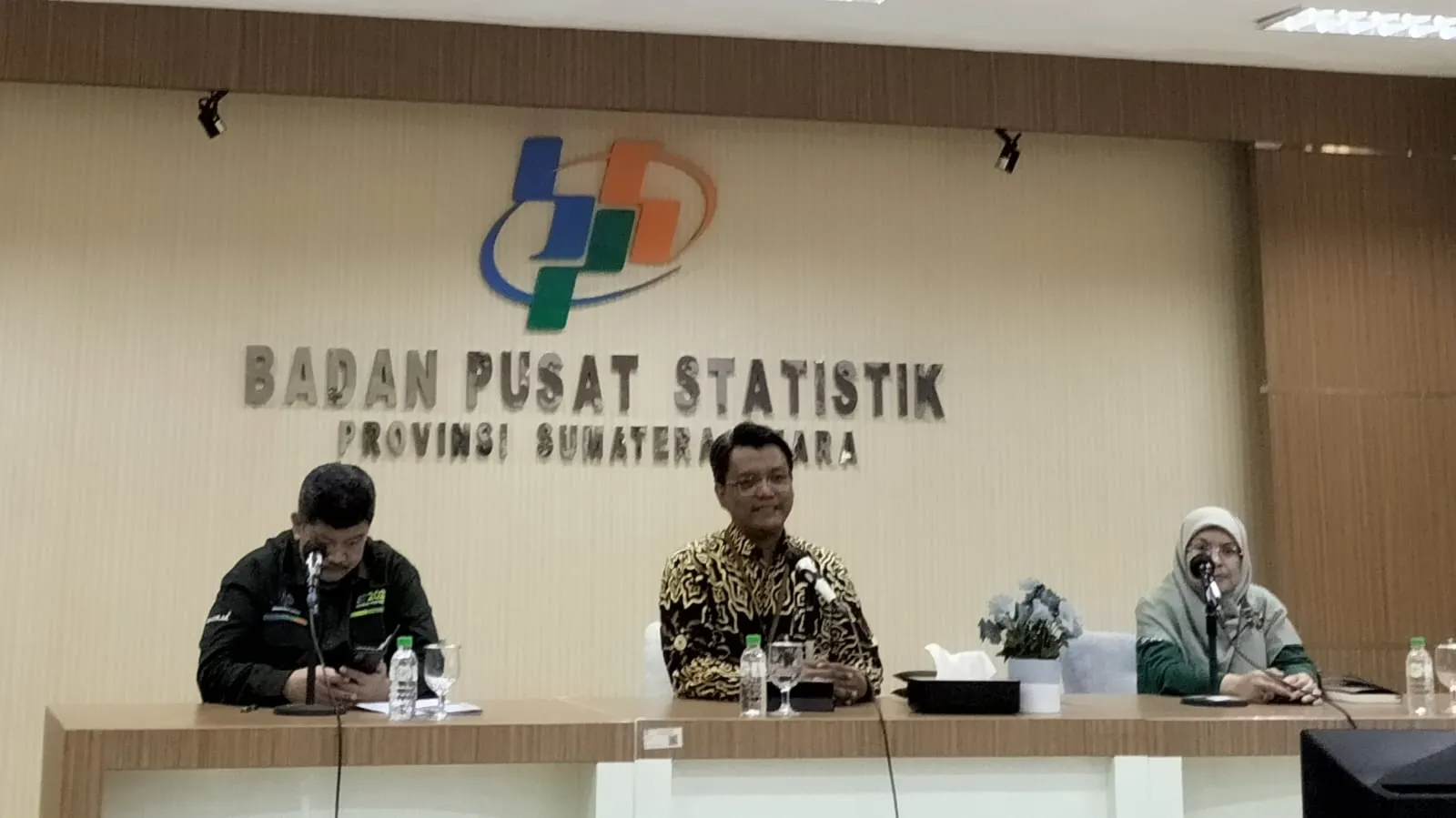 BPS Sumut Gelar Forum Konsultasi Publik Regsosek 2 - 21 Mei 2023