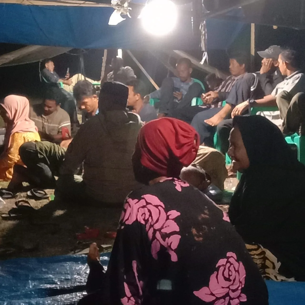 Ratusan Massa Singkuang 1 Nginap Di Areal PT RPR