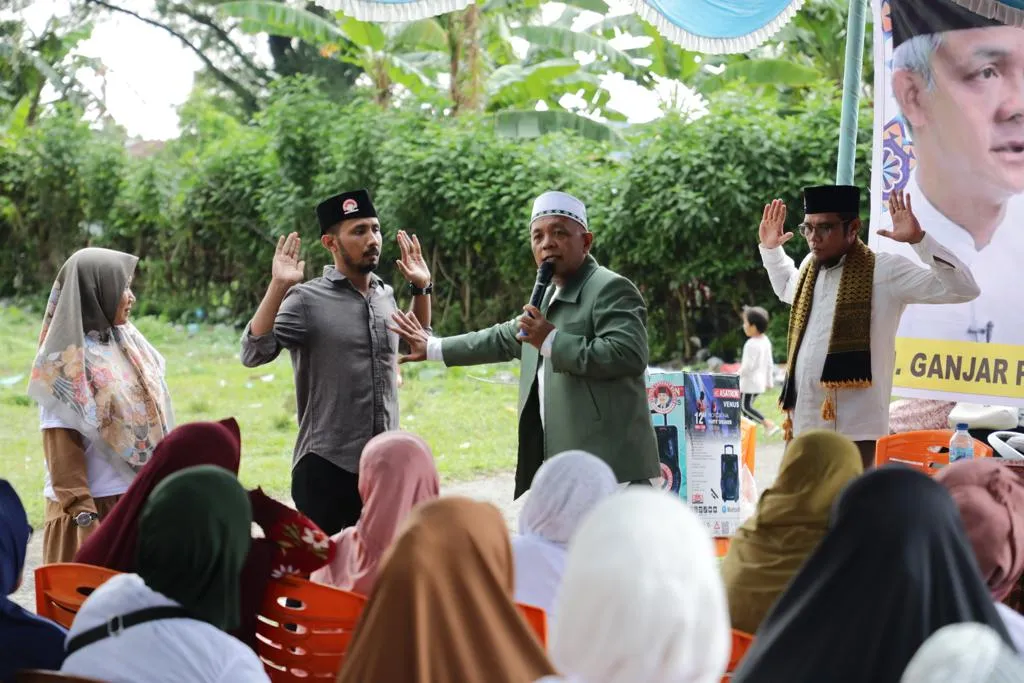 Bersama Majelis Taklim Al-Ishlah, Usbat Ganjar Sumut Beberkan Manfaat Salat Bagi Kesehatan Jasmani dan Rohani