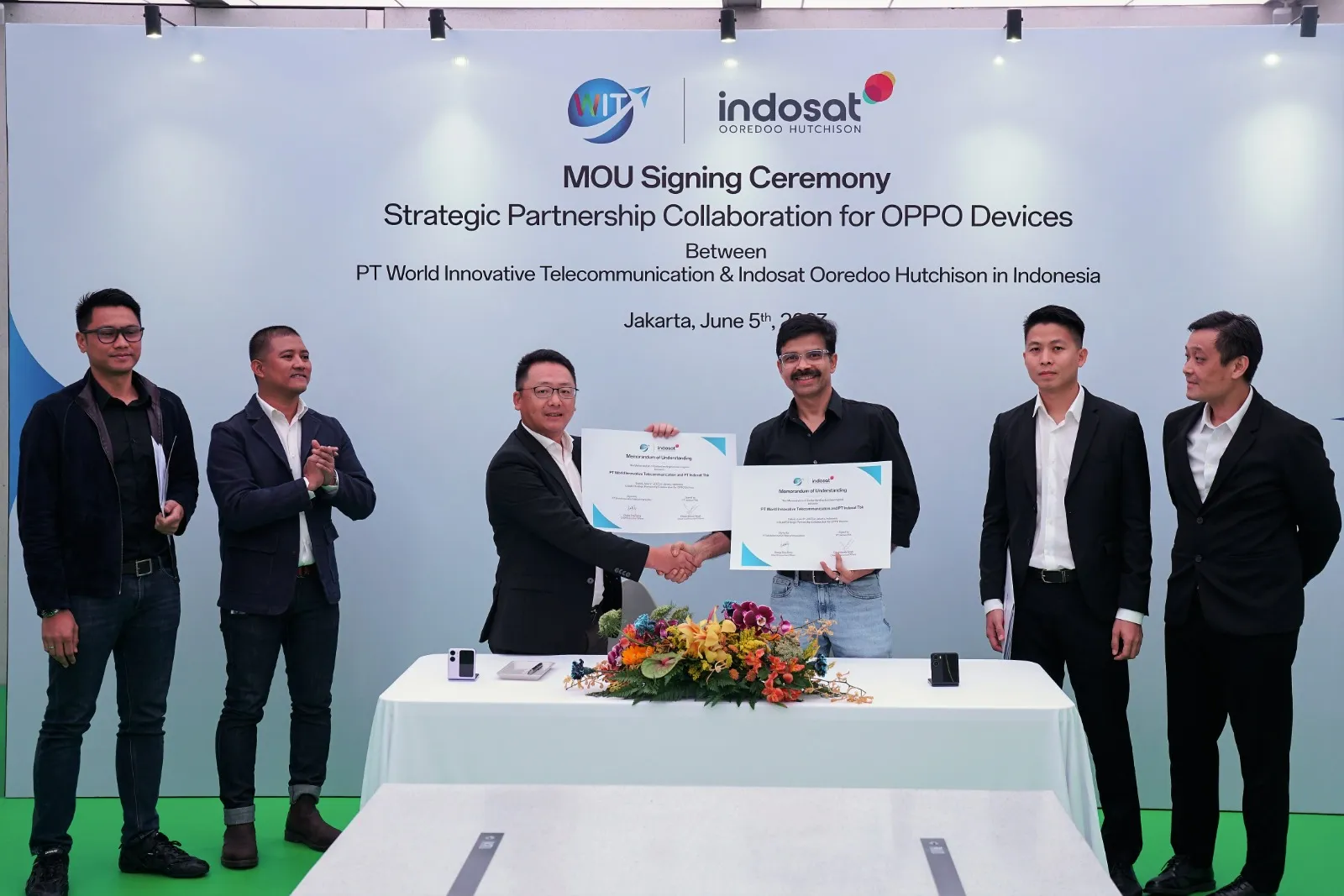 Indosat - OPPO Indonesia Jalin Kemitraan