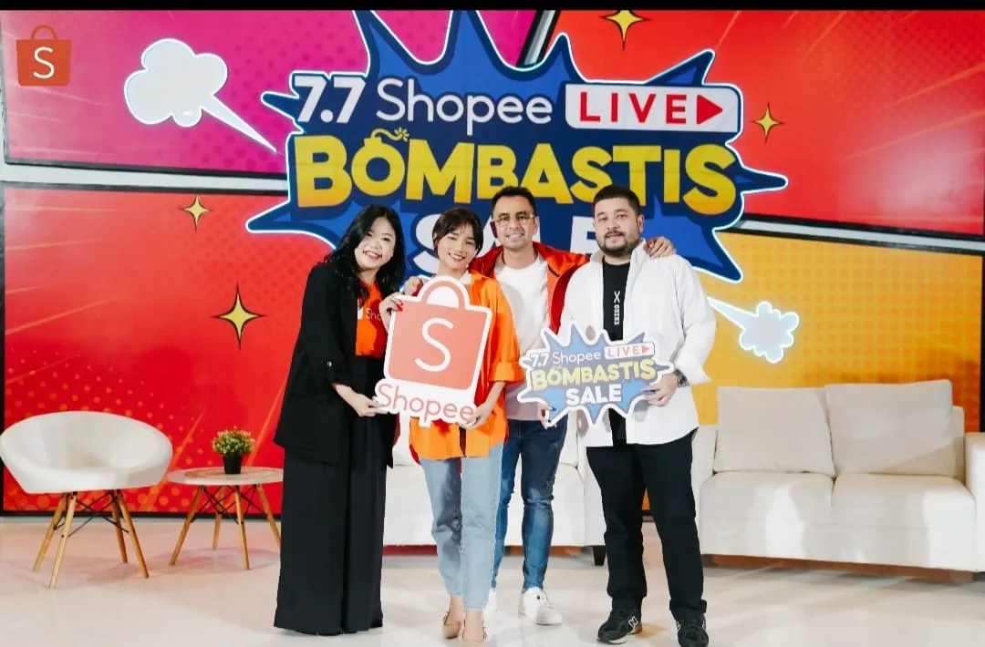 Raffi Ahmad & Fuji Bagikan Keseruan di Kampanye 7.7 Shopee Live Bombastis Sale