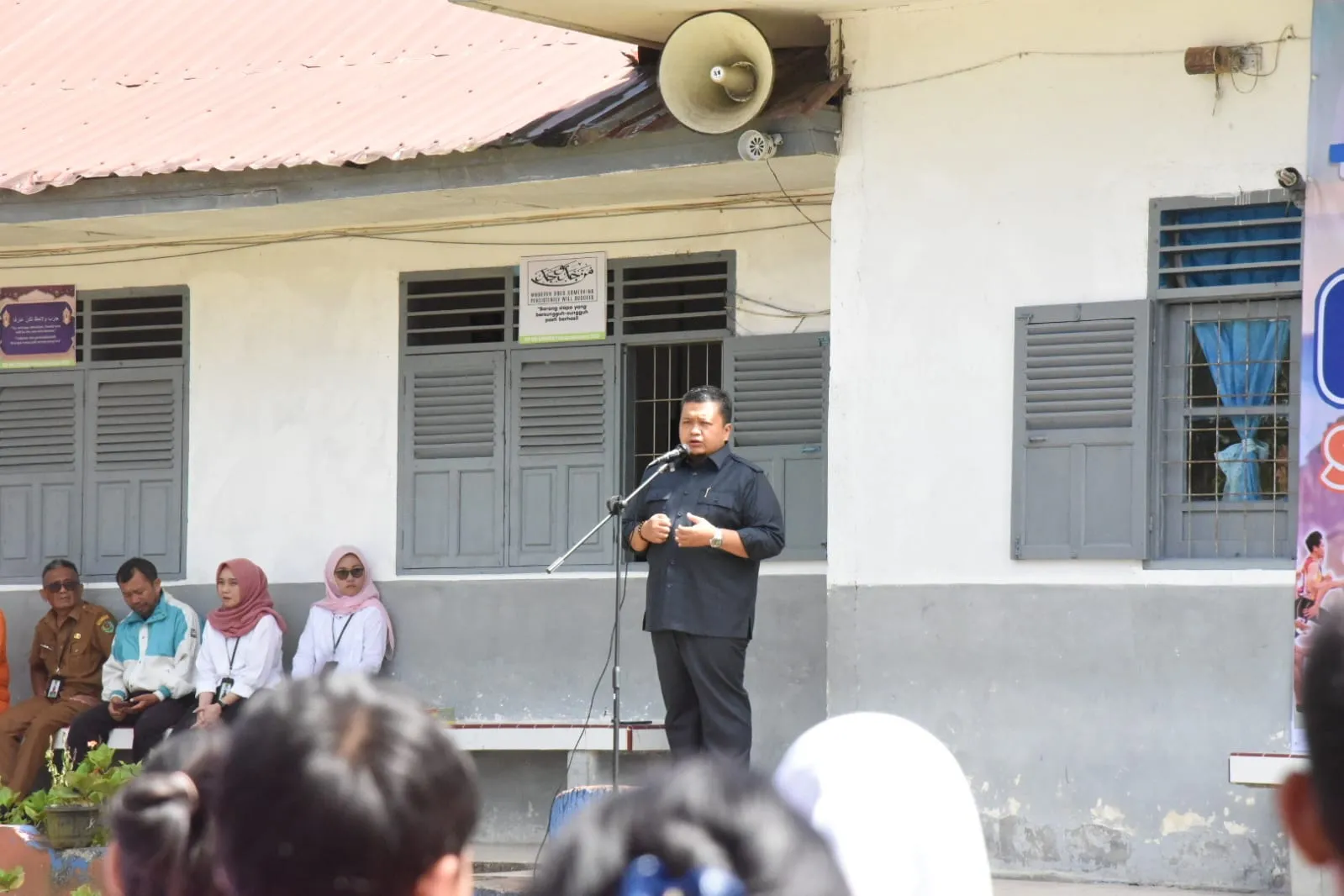 Bupati Tapsel Kunjungi SMAN 1 Sipirok