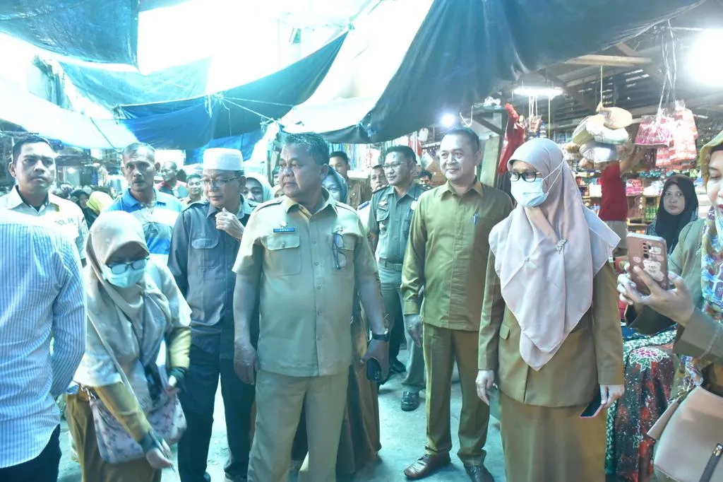 Harga Kebutuhan Pokok Pasar Pagi Kualasimpang Masih Stabil