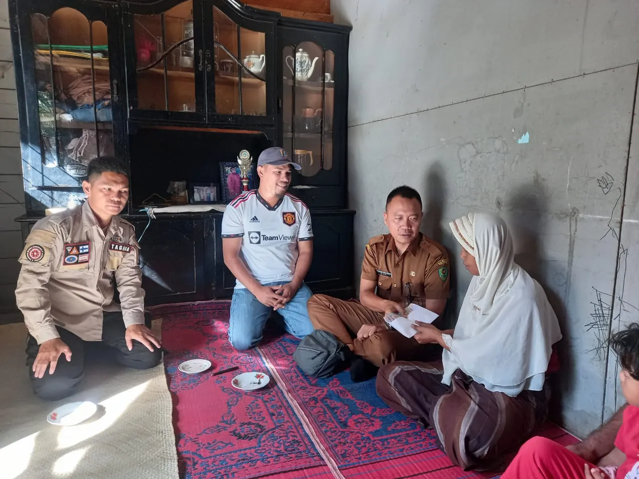 Pemkab Tapsel Bantu Warga Pengidap Kanker Payudara di Sitaratoit