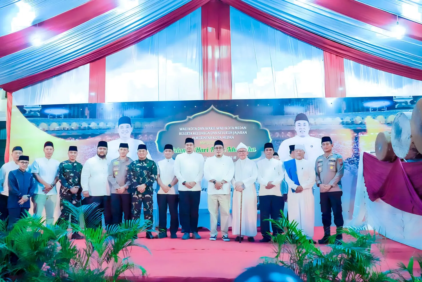 Bobby - Aulia Tabuh Bedug Takbiran Idul Adha Bersama Forkopimda dan Ulama