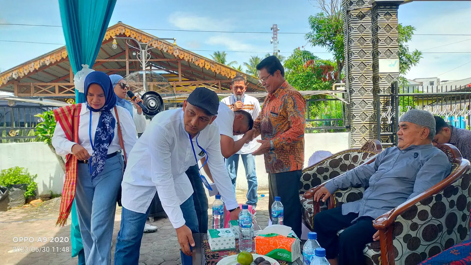 Suasana Haru Warnai Reuni 26 Tahun Alumni 97 SMAN I Babalan