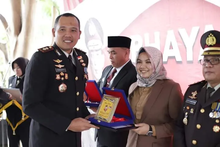 Bupati Madina Berharap Polri  Kuat Di Tengah Sosmed