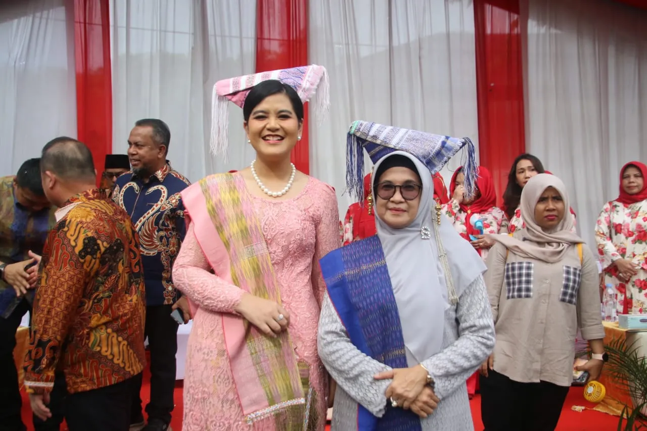 Wali Kota Siantar Hadiri Colorful Medan Karnival 2023