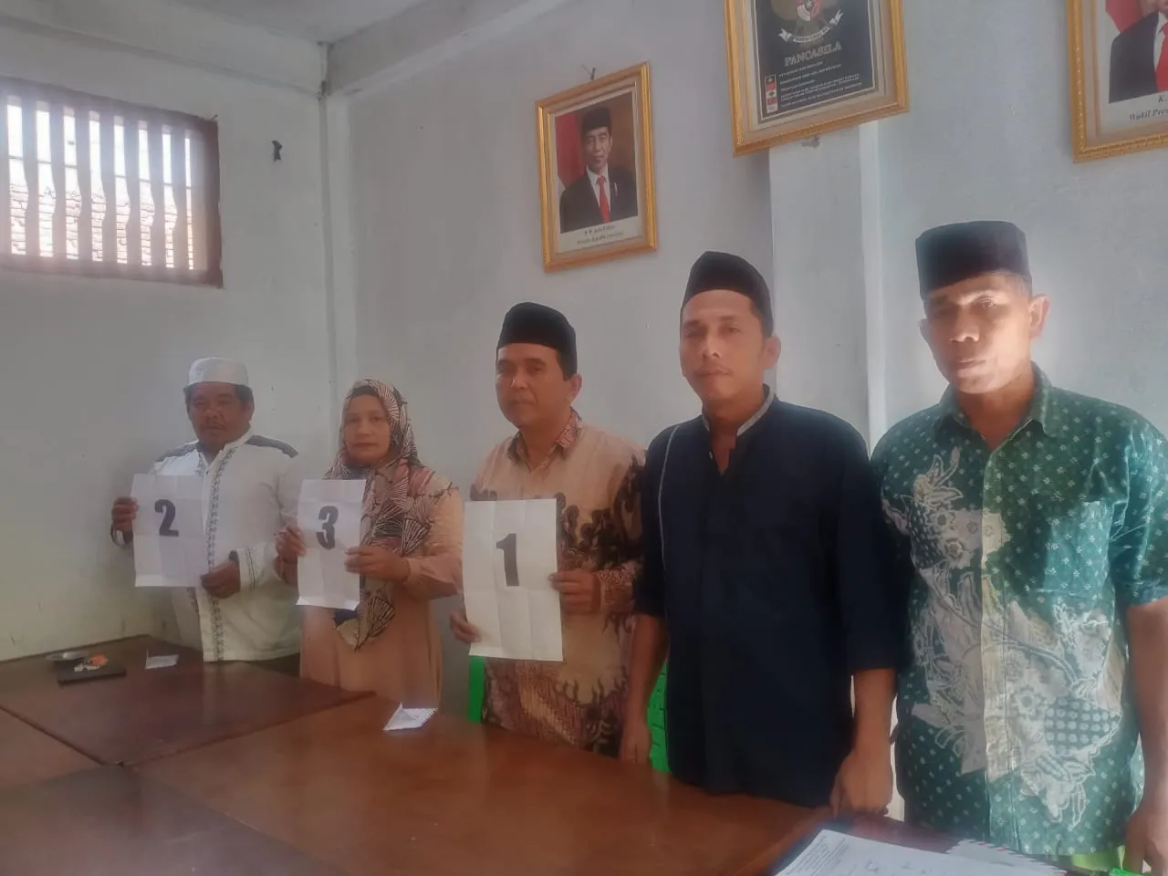 Suami Vs Istri Dan Bapak Vs Anak "Duel" Di Pilkades Serentak Madina