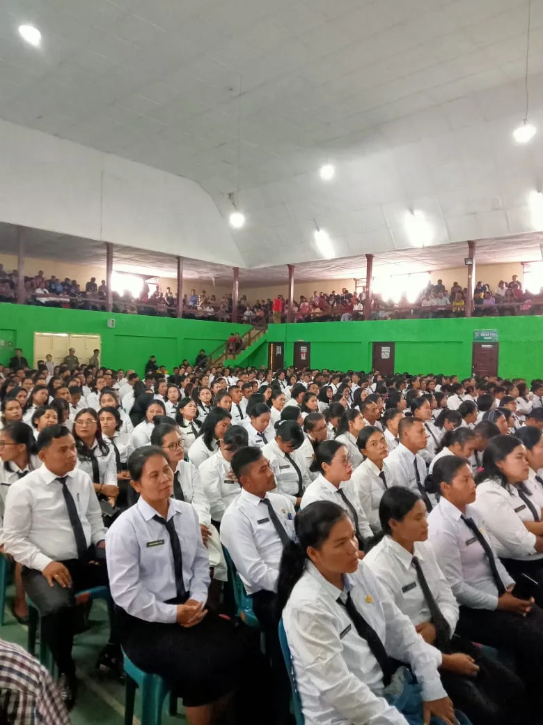 Bupati Dairi Serahkan 514 SK Guru P3K