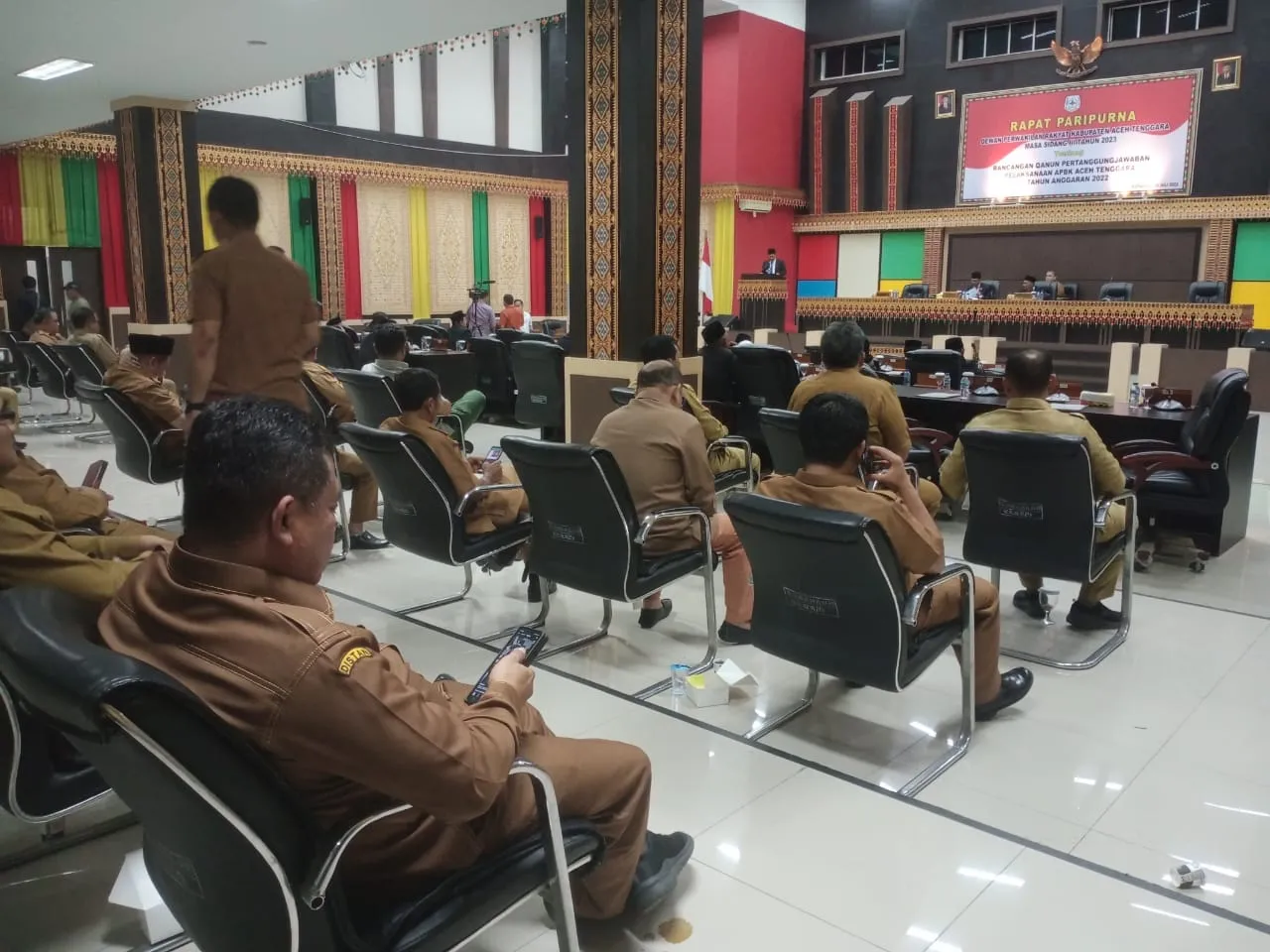Setor "Pelawat" Muluskan Sidang Paripurna DPRK Agara