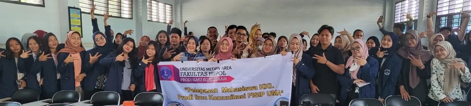 141 Mahasiwa Prodi Ilmu Komunikasi Fisip UMA Dilepas KKL Ke Sejumlah Instansi