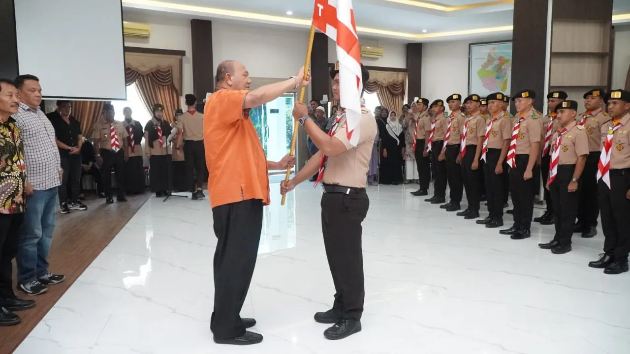 Syah Afandin Lepas Peserta Raimuna Nasional Pramuka Kwarcab Langkat