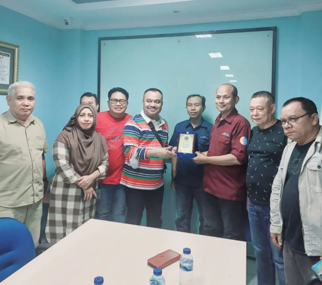 Pengurus PWI dan SPS Sumut Kunjungi Media Radar Bali