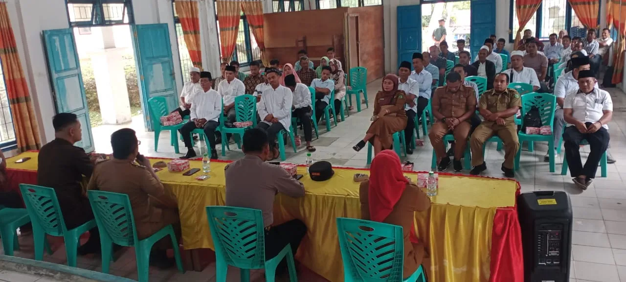 Camat Tambangan Minta 28 Cakades Hindari Politik Uang